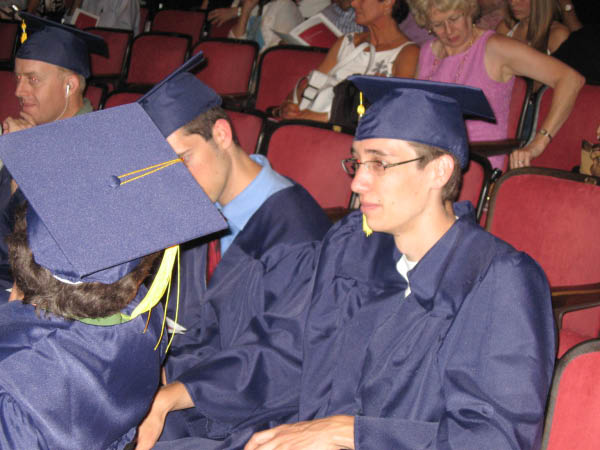 Spring 08 Graduation023