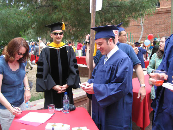 Spring 08 Graduation037