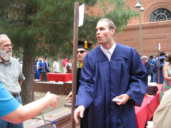 Spring 08 Graduation040